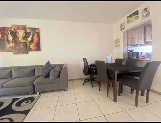 2 BEDROOM APARTMENT FOR SALE IN VORNA VALLEY